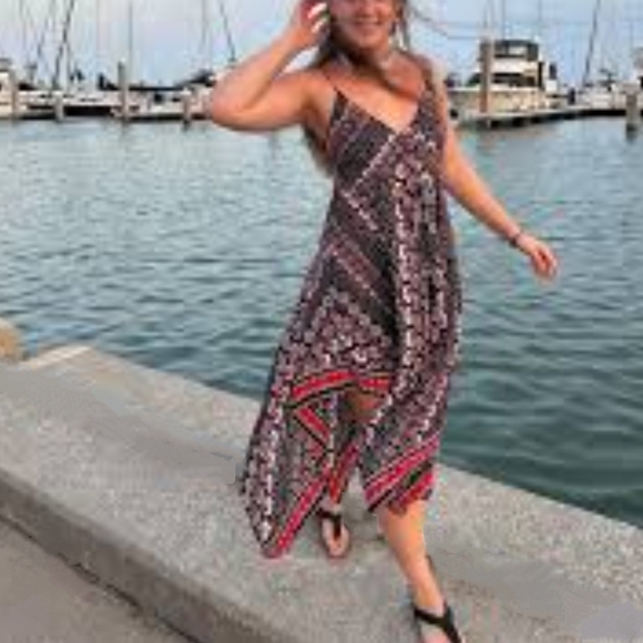 Express Dress - Picture 2 of 12